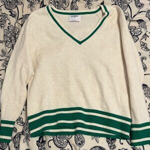 Old Navy Cropped Sweater VNeck